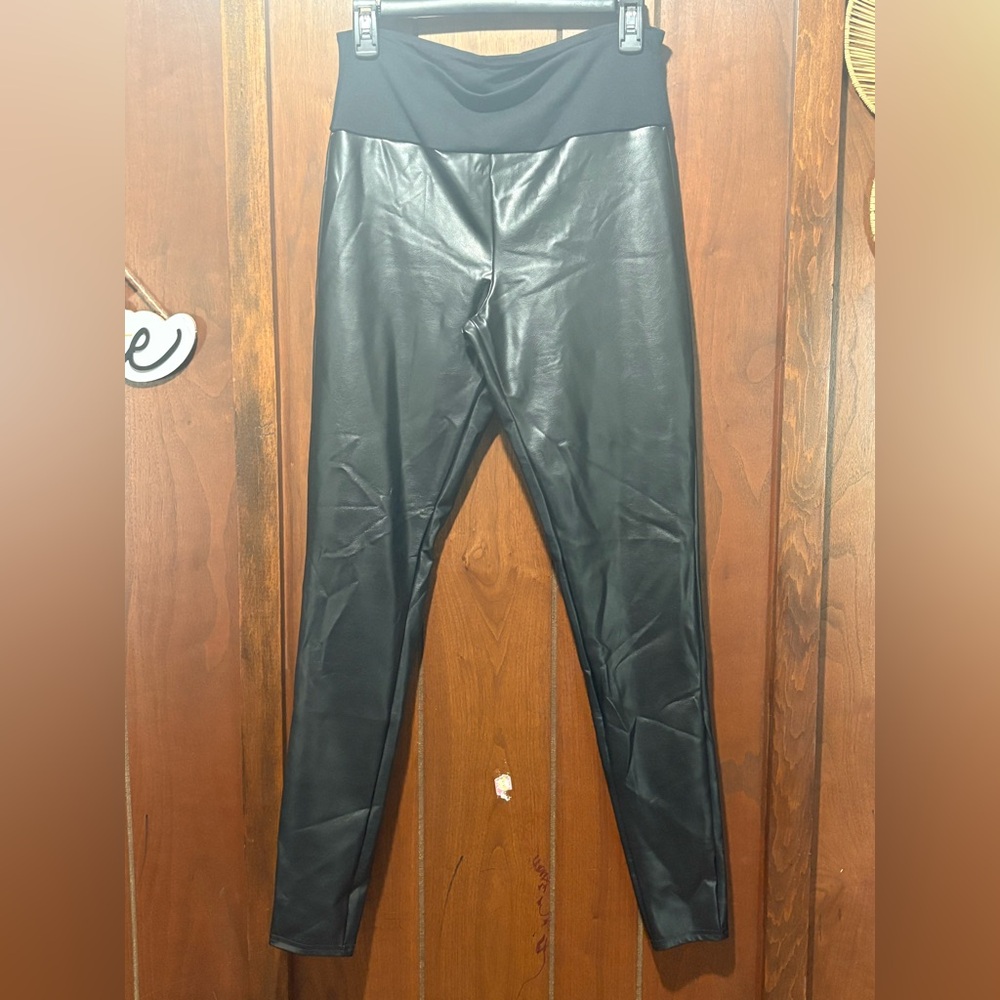ASSESTS by SPANX Charcoal Leggings